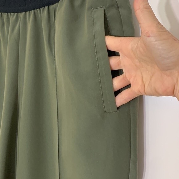 DKNY Pull On Elastic Waist Pants Olive Size Small - Picture 5 of 13